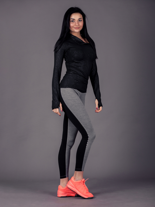 Reebok Women's Regular fit T-Shirt And Hosiery Grey Track Pant